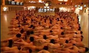 یک فیلم سکسی زنای چاق زن 18 ساله جهش در دیک