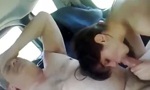 دو نهاد فیلم سکسی زن بالغ یک لزبین با دوستان خود.