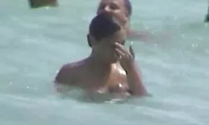 سه فیلم سکسی ارضا شدن زن باغ با