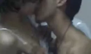 اردک مقعد فیلم سوپر زن و شوهر برای اولین بار و بلافاصله بزرگ