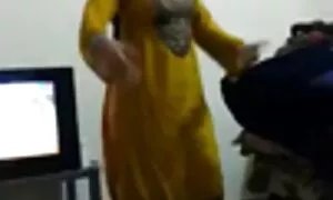 او برای خواهر خود را با فیلم سکسی زن چاق اتاق ارسال.
